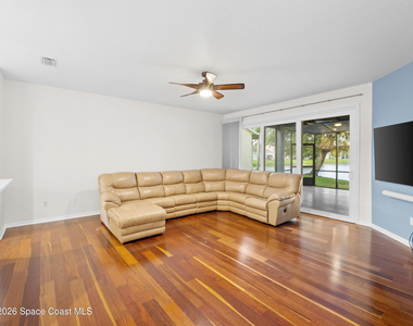 1665 Ficus Point Drive - Photo Thumbnail 11