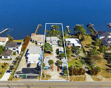 2179 Pineapple Avenue - Photo Thumbnail 7