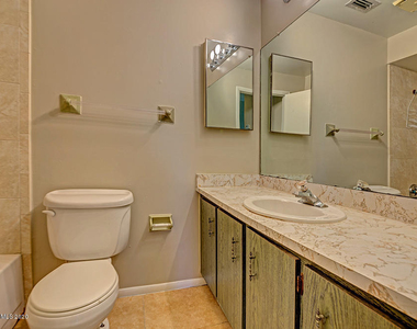 1640 Norman Street Ne - Photo Thumbnail 16