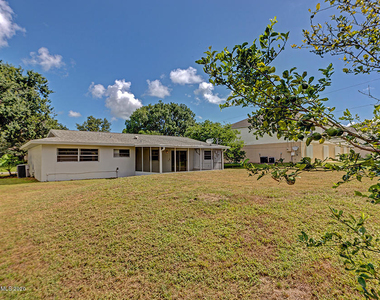 1640 Norman Street Ne - Photo Thumbnail 20