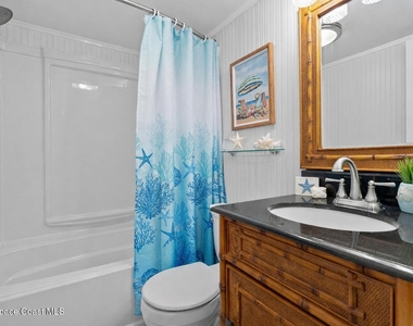 1321 S Miramar Avenue - Photo Thumbnail 15