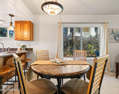 1321 S Miramar Avenue - Photo Thumbnail 11