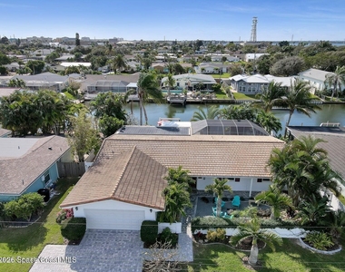 319 Dorset Drive - Photo Thumbnail 32