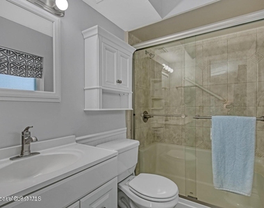 319 Dorset Drive - Photo Thumbnail 15