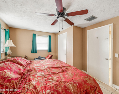 108 E Avenue D E - Photo Thumbnail 15