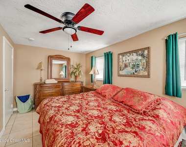 108 E Avenue D E - Photo Thumbnail 17