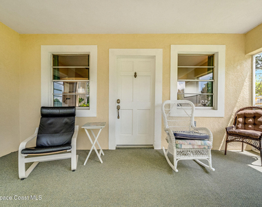 108 E Avenue D E - Photo Thumbnail 5
