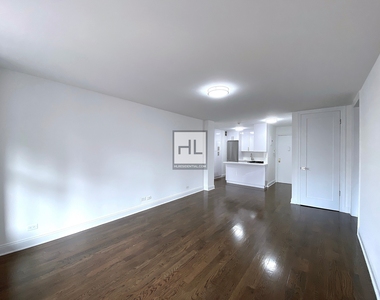 East 35 Street - Photo Thumbnail 4