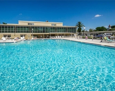 2359 Finlandia Lane - Photo Thumbnail 6