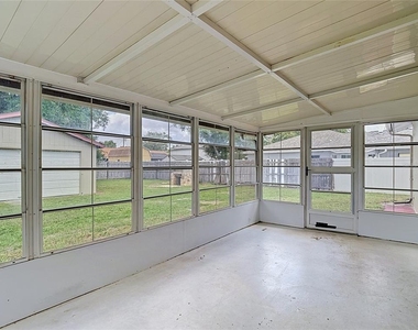 3255 Amherst Avenue - Photo Thumbnail 41