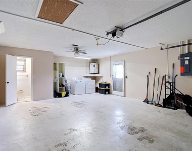 3255 Amherst Avenue - Photo Thumbnail 46