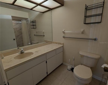 7705 Rockville Court - Photo Thumbnail 16