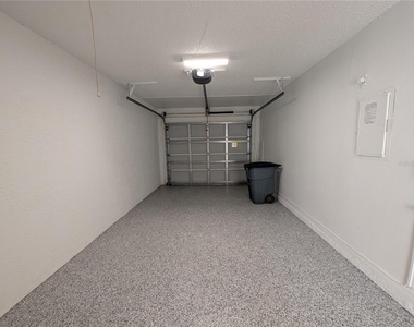 7705 Rockville Court - Photo Thumbnail 23