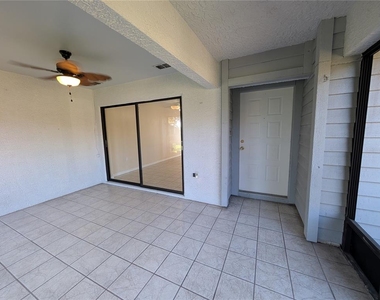 7705 Rockville Court - Photo Thumbnail 25