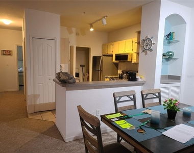 8908 Legacy Court - Photo Thumbnail 4