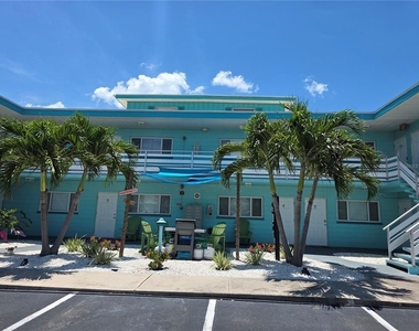 504 67th Avenue - Photo Thumbnail 4