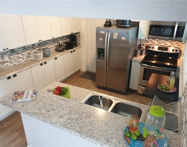 2205 59th Street S - Photo Thumbnail 15