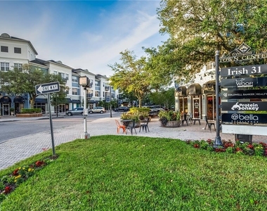 9508 W Park Village Drive - Photo Thumbnail 25