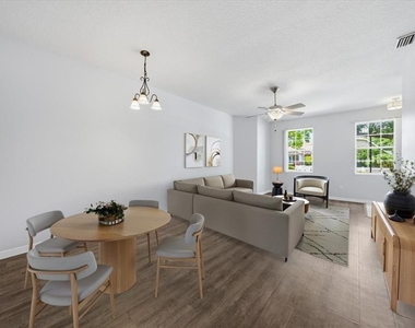 9508 W Park Village Drive - Photo Thumbnail 3