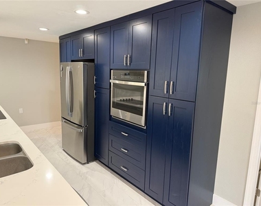 1634 Sheffield Drive - Photo Thumbnail 14