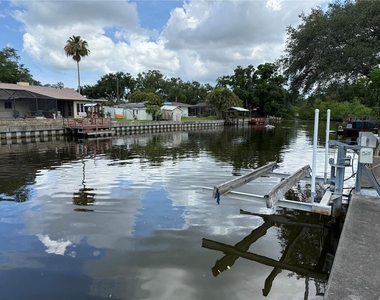 1634 Sheffield Drive - Photo Thumbnail 38