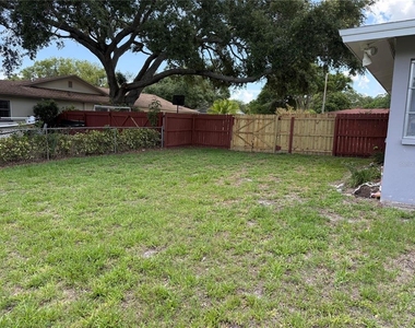 1634 Sheffield Drive - Photo Thumbnail 39