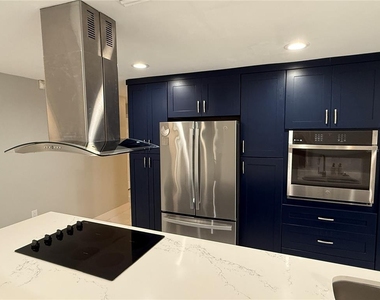1634 Sheffield Drive - Photo Thumbnail 11