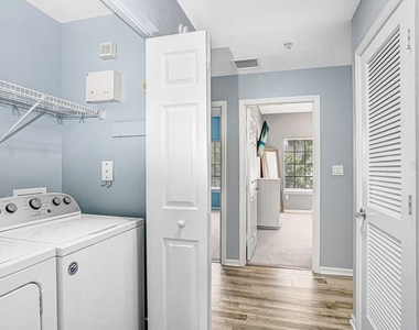 9838 W Park Village Drive - Photo Thumbnail 29