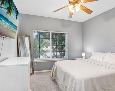 9838 W Park Village Drive - Photo Thumbnail 28