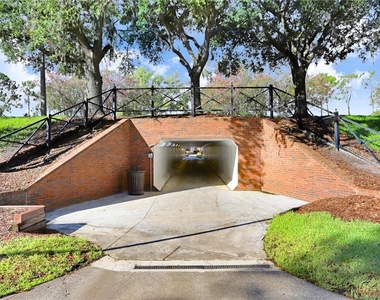 9838 W Park Village Drive - Photo Thumbnail 52