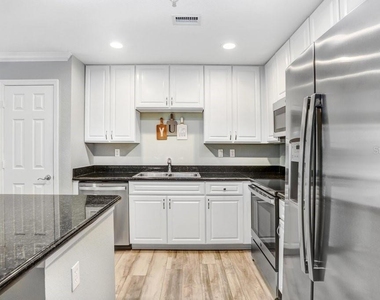 9838 W Park Village Drive - Photo Thumbnail 9