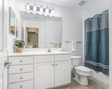 9838 W Park Village Drive - Photo Thumbnail 20