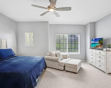 9838 W Park Village Drive - Photo Thumbnail 21