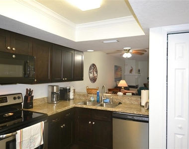 161 Lakeside Drive - Photo Thumbnail 4