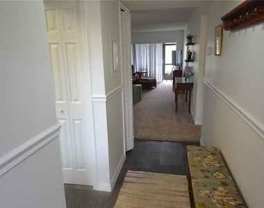 161 Lakeside Drive - Photo Thumbnail 32