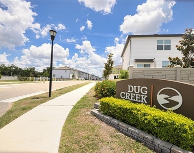 11822 Throttle Place - Photo Thumbnail 18