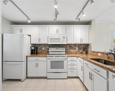 719 Pinellas Bayway S - Photo Thumbnail 9