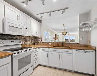 719 Pinellas Bayway S - Photo Thumbnail 11