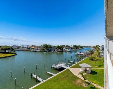 719 Pinellas Bayway S - Photo Thumbnail 49