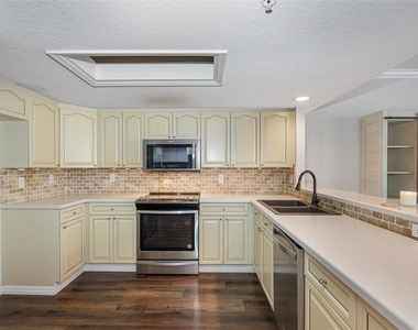 1381 Curlew Road - Photo Thumbnail 11