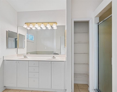 1381 Curlew Road - Photo Thumbnail 23