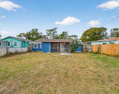 5801 Magnolia Street N - Photo Thumbnail 20