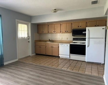 2301 W Bay Drive - Photo Thumbnail 11