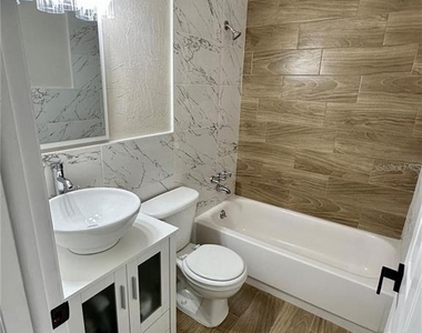 2428 Columbia Drive - Photo Thumbnail 17