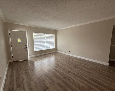 2428 Columbia Drive - Photo Thumbnail 10