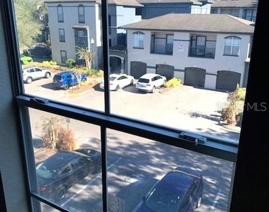 8414 Lucuya Way - Photo Thumbnail 16