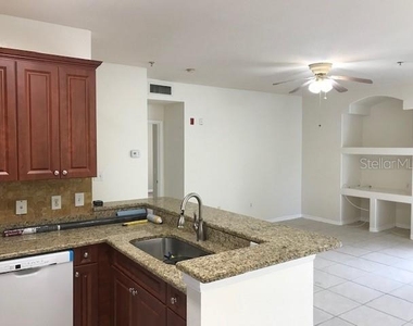 8414 Lucuya Way - Photo Thumbnail 9