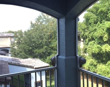 8414 Lucuya Way - Photo Thumbnail 18