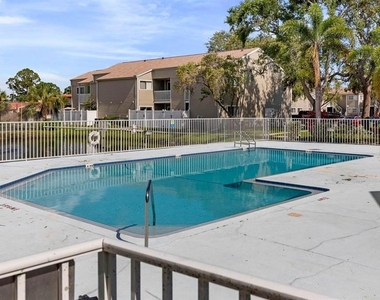 7298 Ulmerton Road - Photo Thumbnail 3