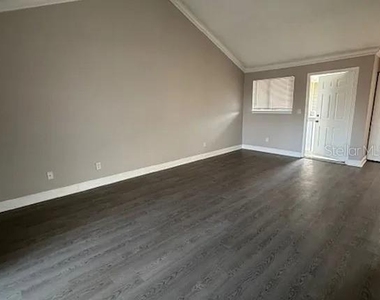 7298 Ulmerton Road - Photo Thumbnail 3